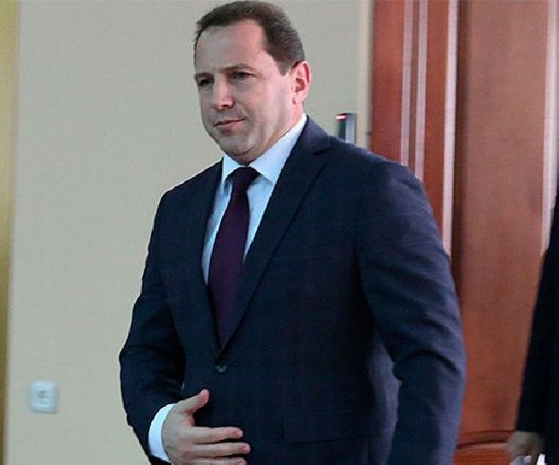 Адвокаты Давида Тонояна хотят, чтобы он встретился с представителями СМИ
