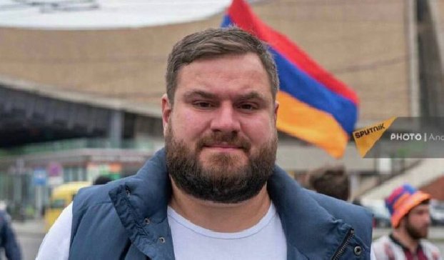 Политзаключенный Мика Бадалян переведен в гражданскую клинику - Арсен Бабаян