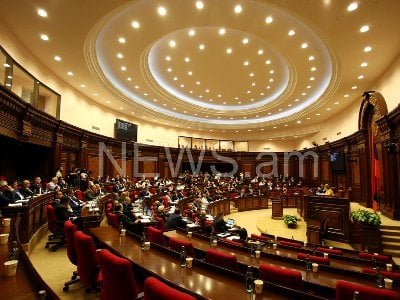 Депутаты парламента Армении одобрили ряд законодательных поправок к действующим законам