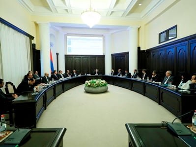 В Армении уточнили порядок ношения оружия представителями зарубежных органов безопасности