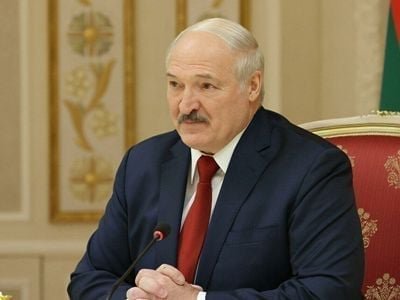 Лукашенко: Военно-политическая обстановка вокруг СНГ все более обостряется
