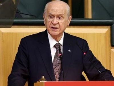 Присягу депутатов парламента Турции проводит лидер политического крыла группировки «Серые волки»