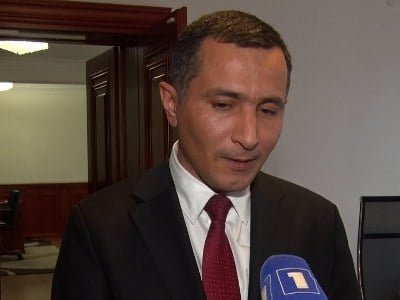 Заверение губернатора Сюникской области Армении: Кое-где азербайджанцы отошли назад