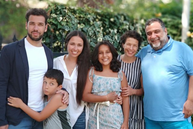 Рубен Варданян с семьёй