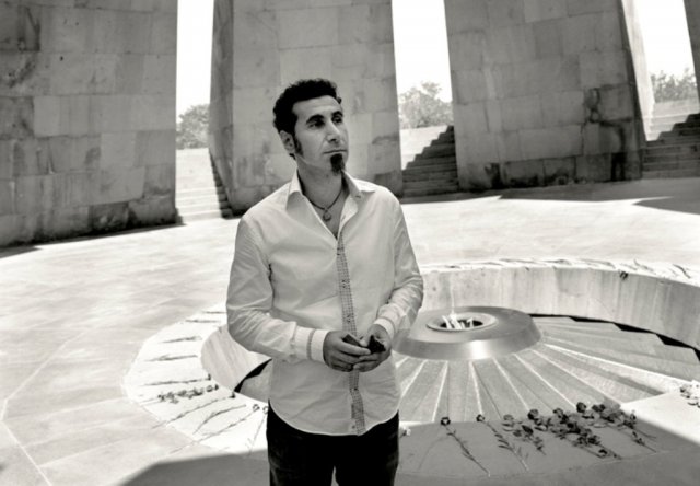 Серж Танкян в Армении