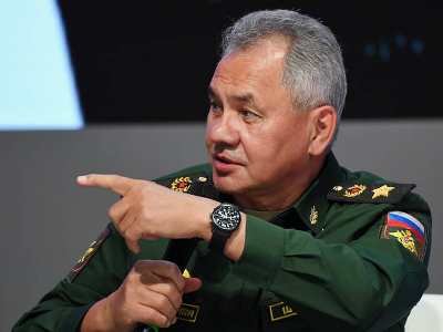 Шойгу обсудил с главой Генштаба ВС Ирана ситуацию в Карабахе