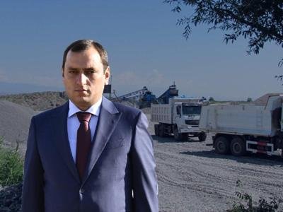 «Этк»: Член Совета старейшин Вайка приобрел у брата Лилит Макунц компании, занимающиеся горнодобывающей промышленностью