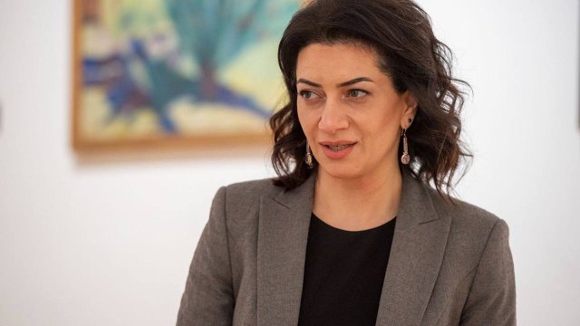 Анна Акопян